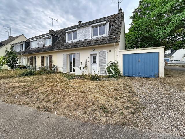 Maison 3 chambres avec jardin et garage
