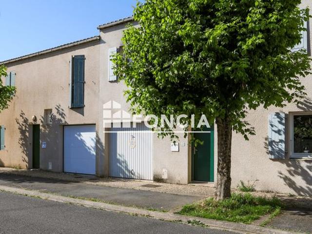 Maison 3 chambres avec jardin et garage