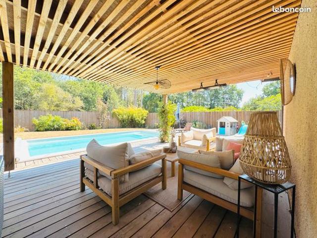 Maison 3 chambres avec piscine et grande terrasse à Saint Aubin de Médoc