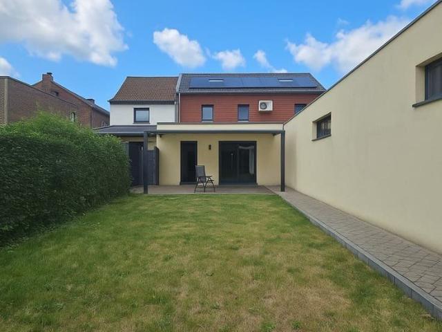 Visite en cours Maison 3 chambres avec terrasse et jardin