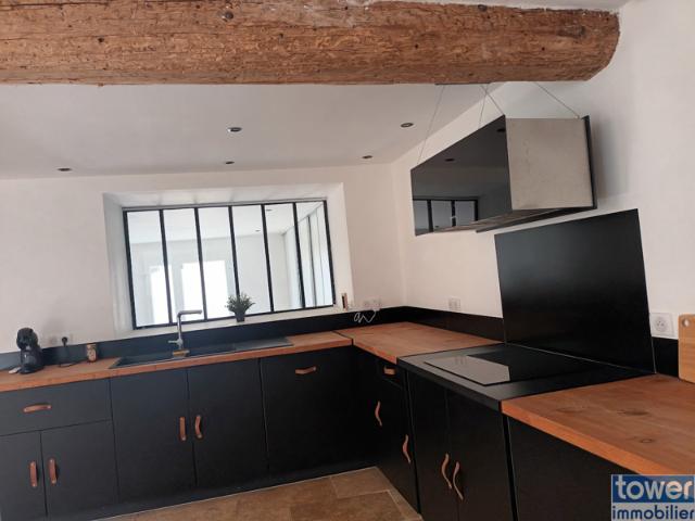 MAISON 3 CHAMBRES COUR