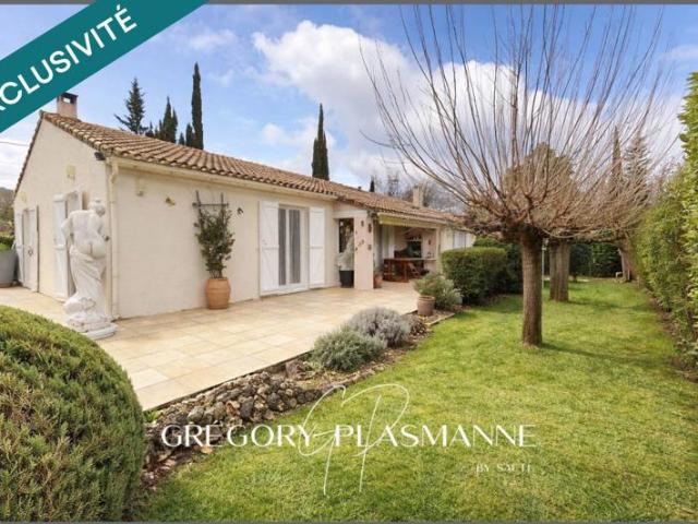 Maison 3 chambres de plain pied avec Piscine !