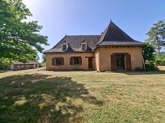 Maison 3 chambres, grand garage et combles aménageables – Saint Félix de Reilhac et Mortemart