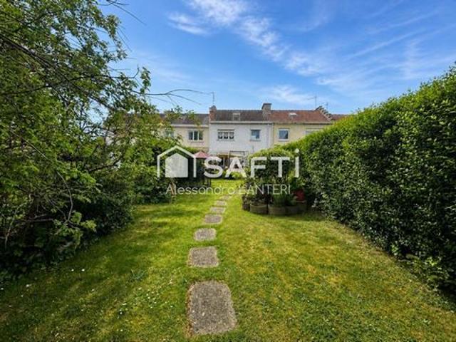 MAISON 3 CHAMBRES JARDIN
