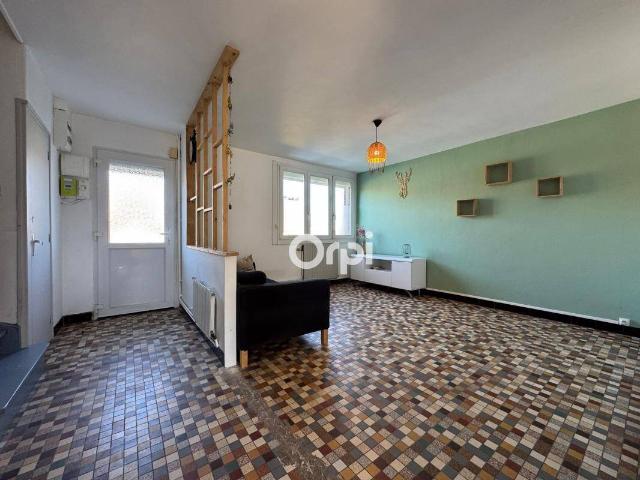 Maison 3 chambres jardin et garage non attenant