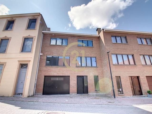 Maison 3 chambres + jardin et garage