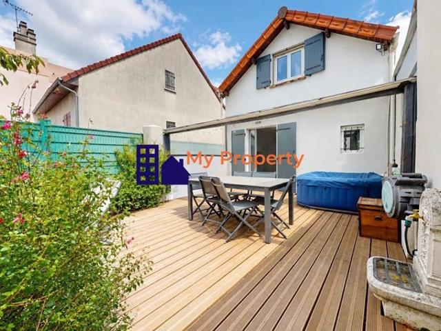 Maison 3 chambres jardin, terrasse, cave avec 2 stationnements