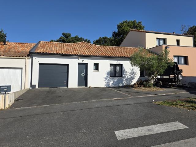 MAISON 3 CHAMBRES SAINT PERE EN RETZ