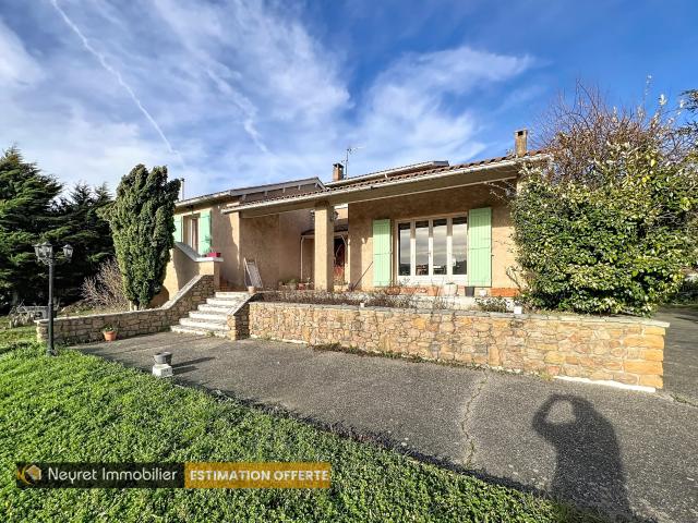Maison d'architecte 1880m2 de terrain avec vue