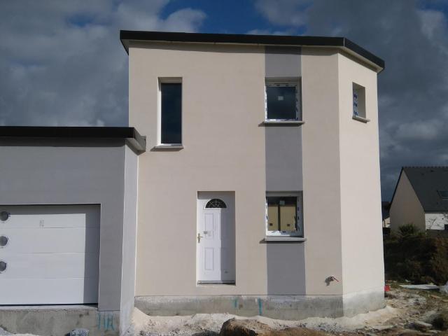 MAISON 3 CHAMBRES SUR PLOUENAN