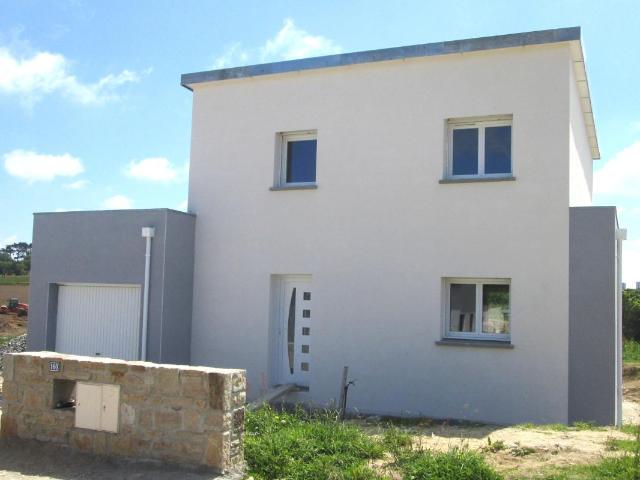 MAISON 3 CHAMBRES SUR PLOUGASNOU