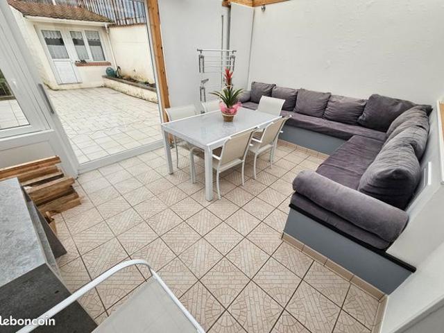 Maison 3 chs, Bureau, jardin et grand garage
