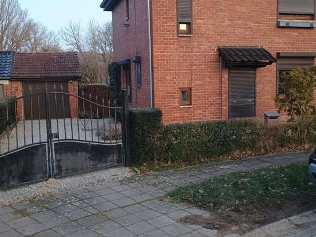 Maison 3 façades à vendre
