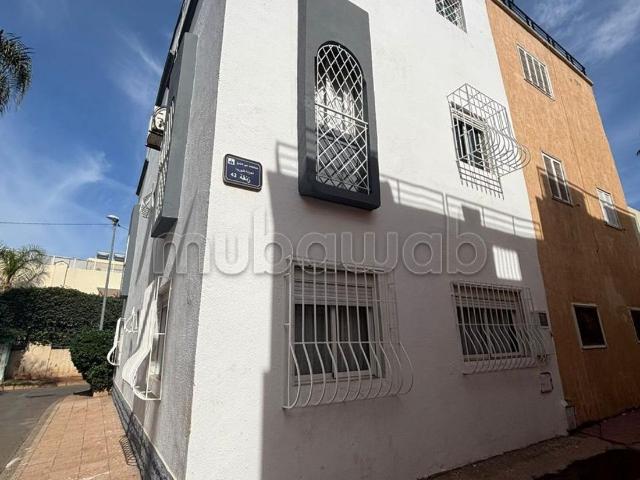 Maison 3 façades de 219m2 quartier Florida, CASA