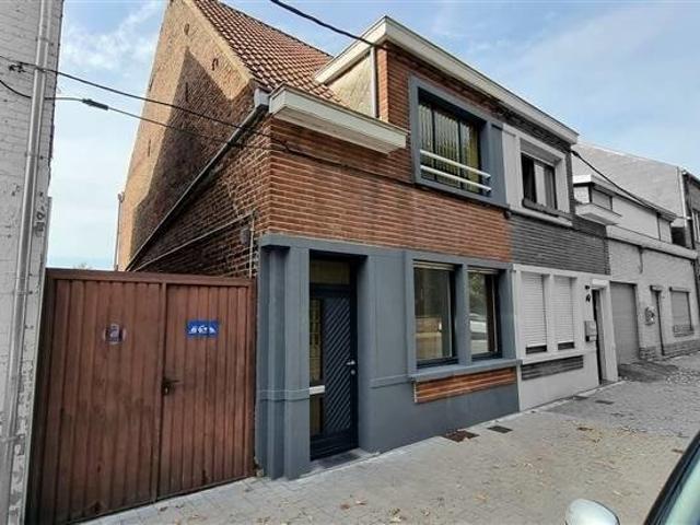 Maison 3 façades + jardin