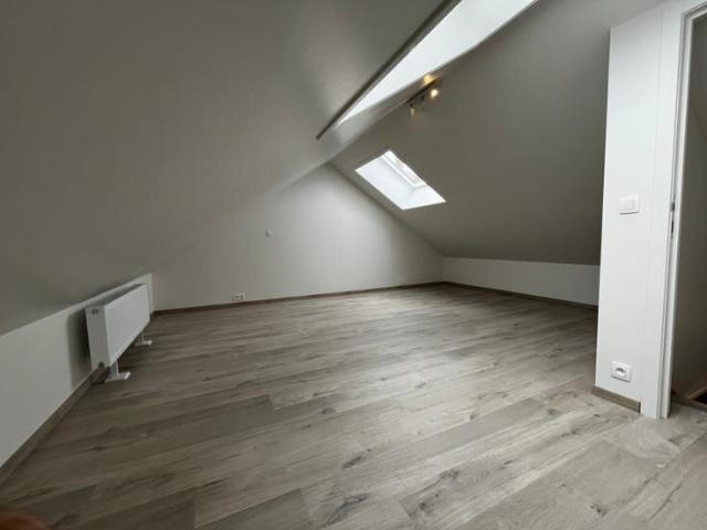 Maison 3 façades rénovée – PEB B – 3 chambres + garage