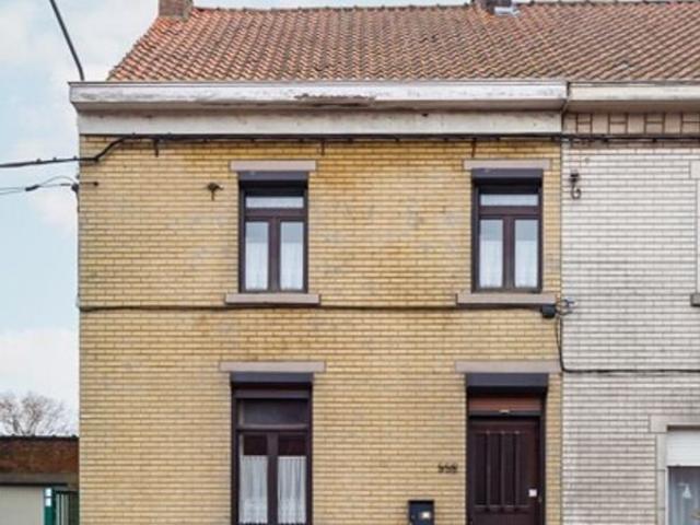 Maison 3 façades 3 chambres à rénover avec jardin!