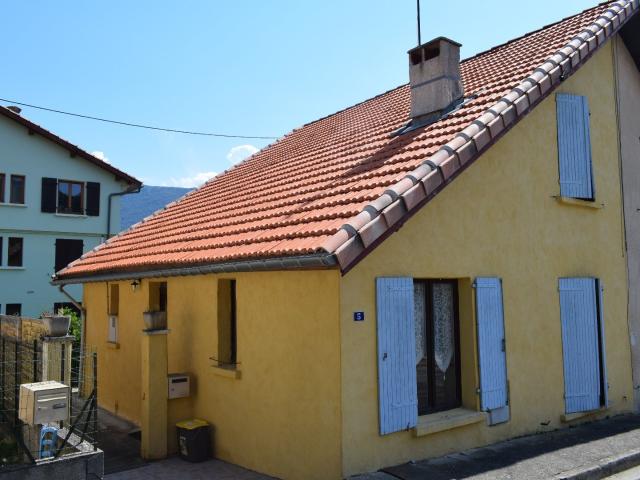 Maison 3 faces avec jardin 60m² Quillan