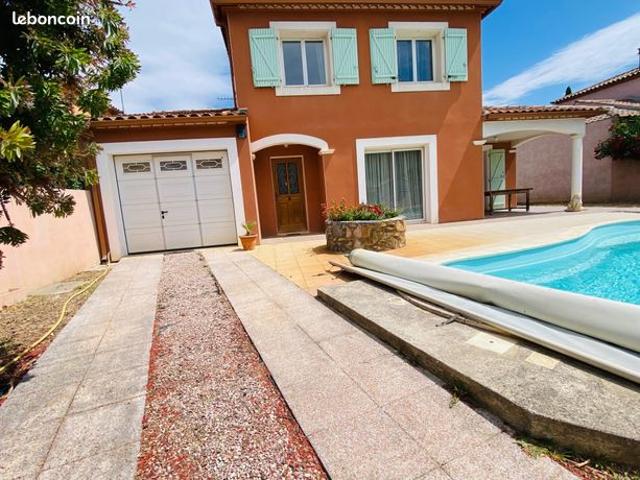 Maison 3 faces avec piscine et garage – Quartier Baliste