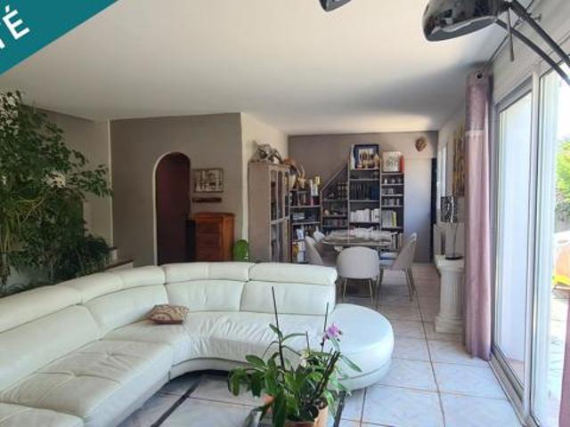Maison 3 ou 4 chambres, garage, 3 faces