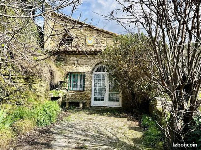 Maison 3 pièces 104 m²