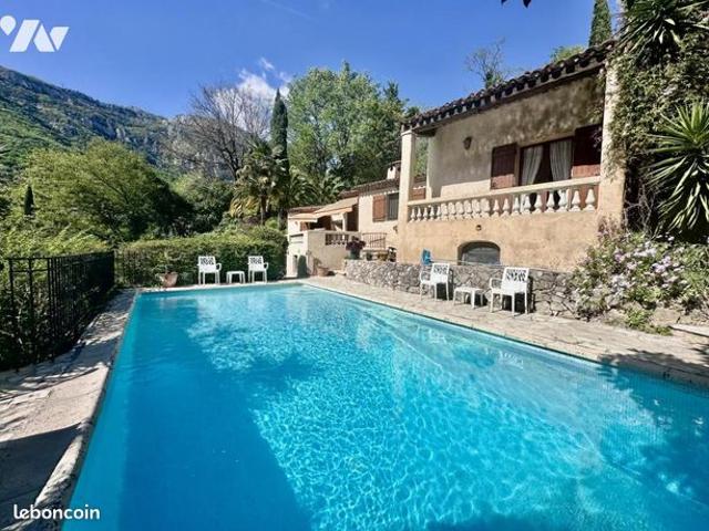 Maison 3 pièces 104 m²