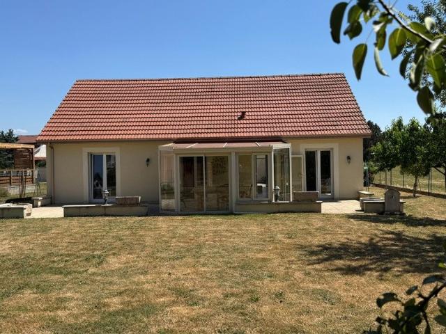 Maison 3 pièces 104 m²