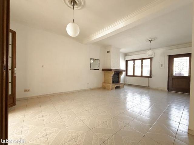 Maison 3 pièces 105 m²