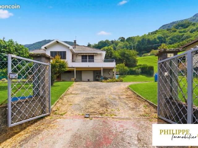 Maison 3 pièces 106 m²