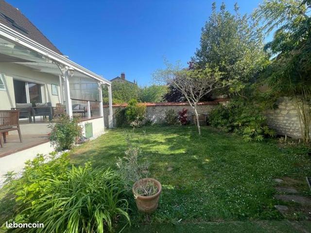 Maison 3 pièces 106 m²