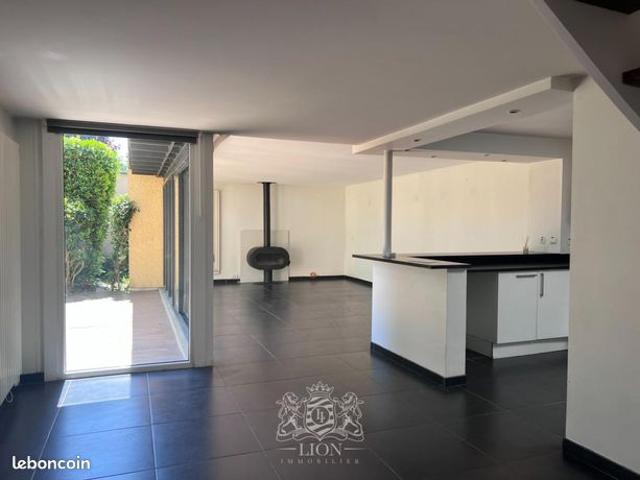 Maison 3 pièces 107 m²