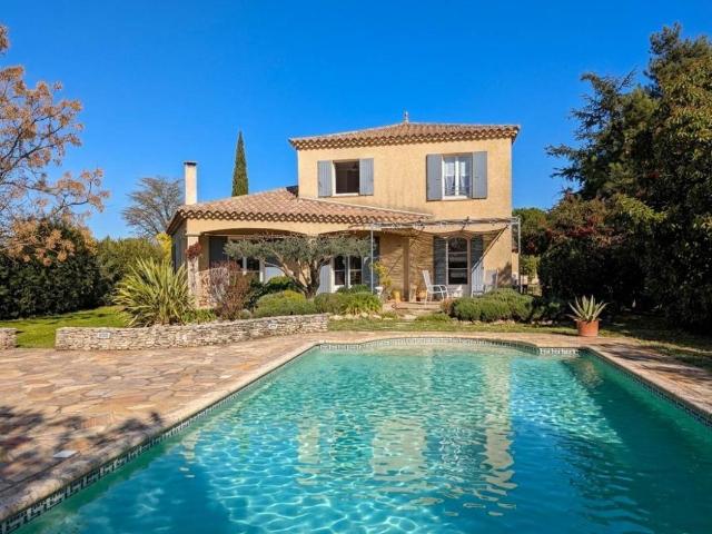 Maison 3 pièces 108 m²
