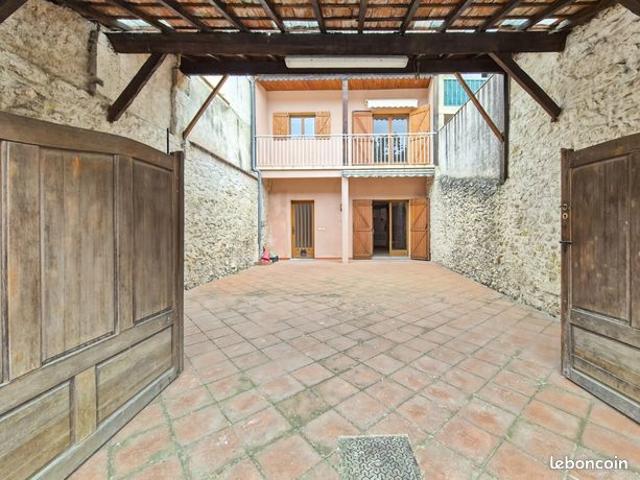 Maison 3 pièces 109 m²