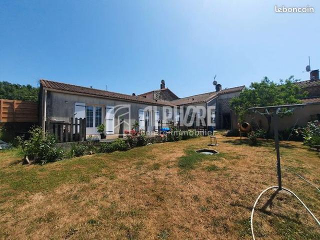 Maison 3 pièces 109 m²