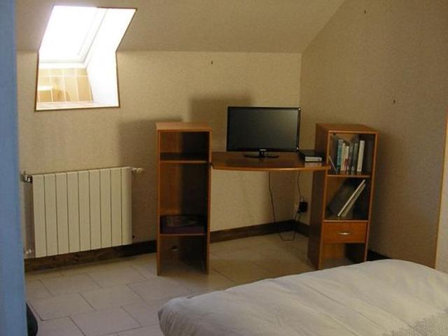 Maison 3 pièces, 100 m² à louer à Magny 89200