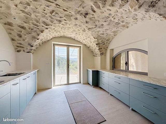 Maison 3 pièces 101 m²