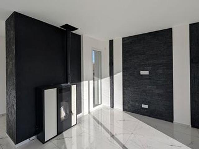 Maison 3 pièces 102 m²