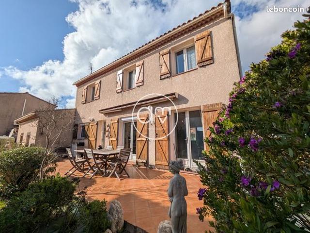 Maison 3 pièces 102 m²