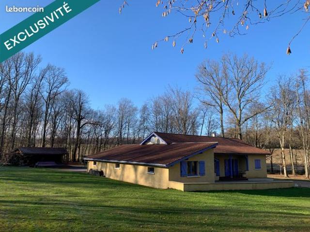 Maison 3 pièces 102 m²