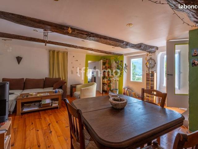 Maison 3 pièces 103 m²
