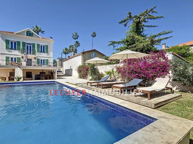 Maison 7 pièces 153 m²