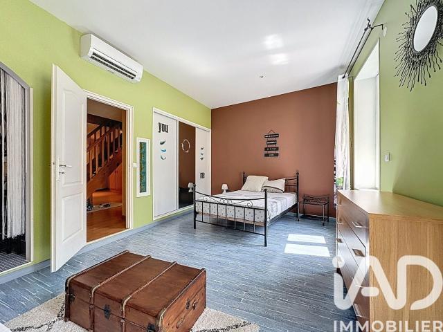 Maison 3 pièces, 118 m² à louer à Corneilhan 34490