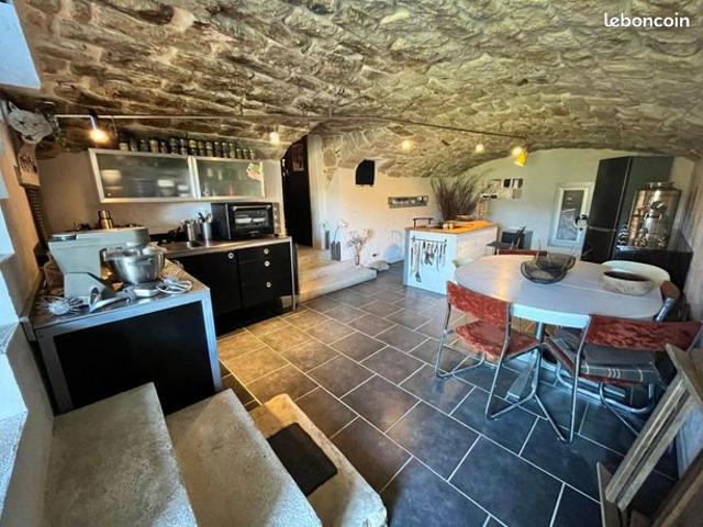 Maison 3 pièces 110 m²