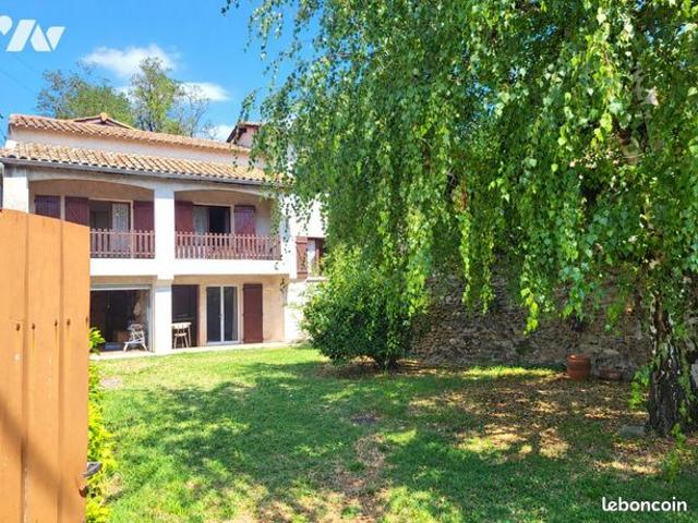 Maison 3 pièces 111 m²