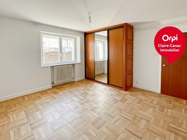 Maison 3 pièces, 111 m² à louer à Castres 81100
