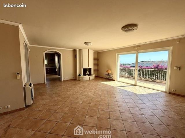 Maison 3 pièces 113 m²