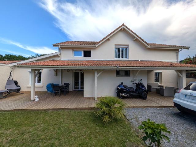 Maison 3 pièces 113 m²