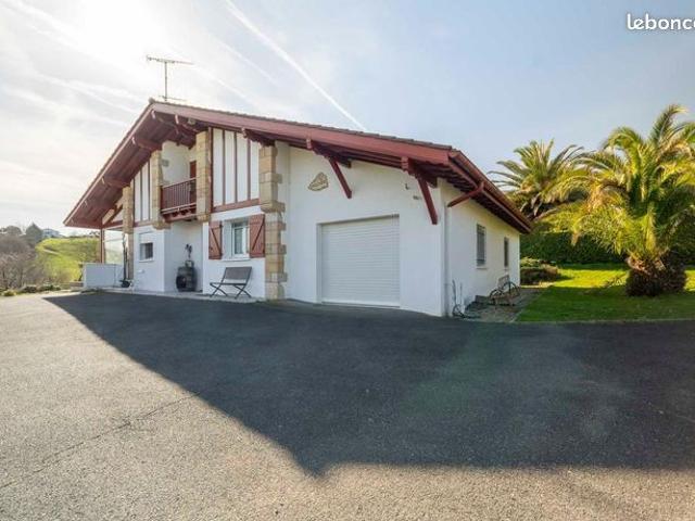 Maison 3 pièces 113 m²