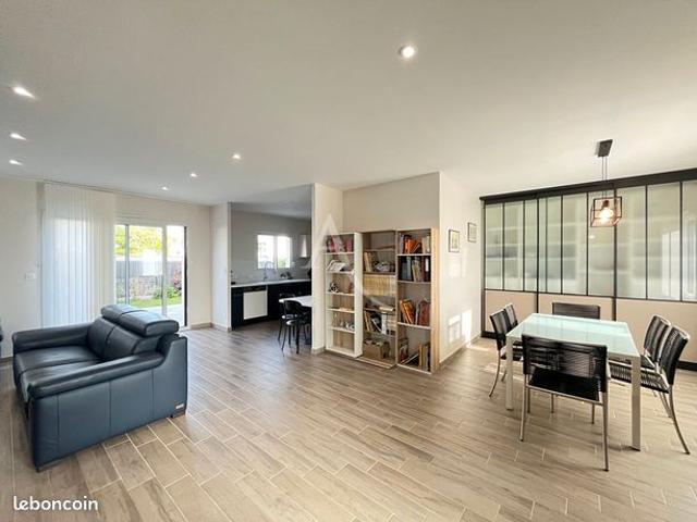 Maison 3 pièces 128 m²