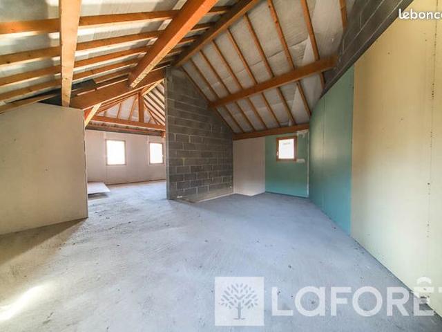 Maison 3 pièces 120 m²